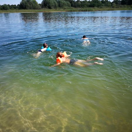 Domki Domek Na Jeziorem Wilczynskim Budzislawskim , Las, Osobno Ogrodzony 2-6 Osob- Klimatyzacja, Ogrzewanie, 62-550 Zygmuntowo Gm Wilczyn 外观 照片
